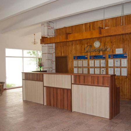Hotel Prahova ساتورْنْ المظهر الخارجي الصورة